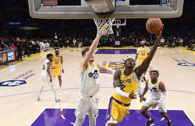 10胜1负防守第一！揭秘湖人变脸冲冠：东皇有两护法