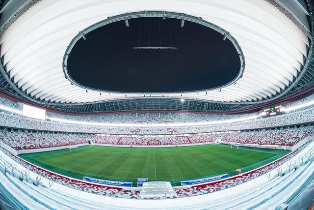 9体育-城市新地标! 可容纳6万余人的西安国际足球中心正式亮相