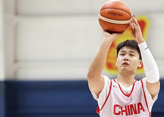 九游体育-争夺赵睿背后的故事！北京首钢得到赵睿是后来者居上，横刀夺爱