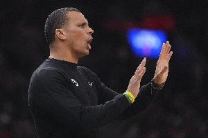 马祖拉:塔图姆正在处理伤势 裁判做出了正确的判罚