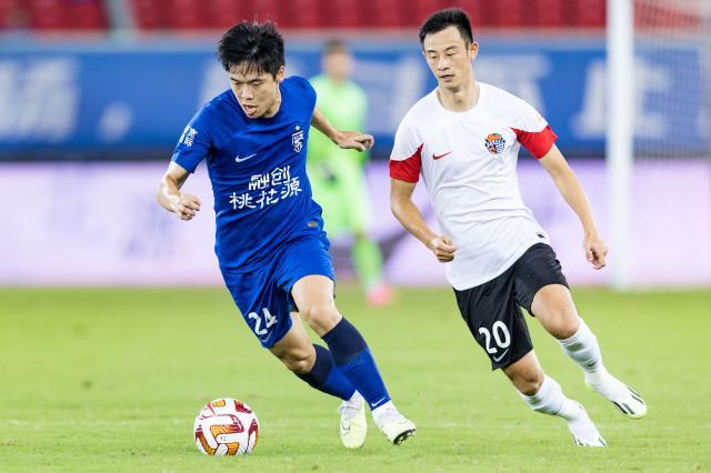 1690723940047074945.jpg 九游体育官网-【中超】段刘愚补射得手 武汉三镇1比0小胜青岛海牛