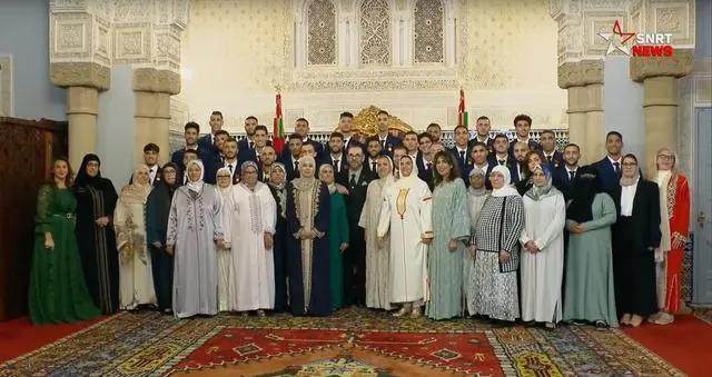 九游体育官网-【早报】巴黎再留球王一年！