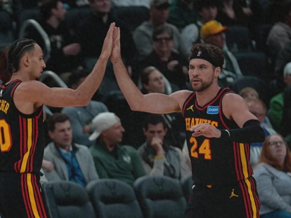 九游体育官网-零分，正负值全队最低！湖人付出的精力和时间白费了