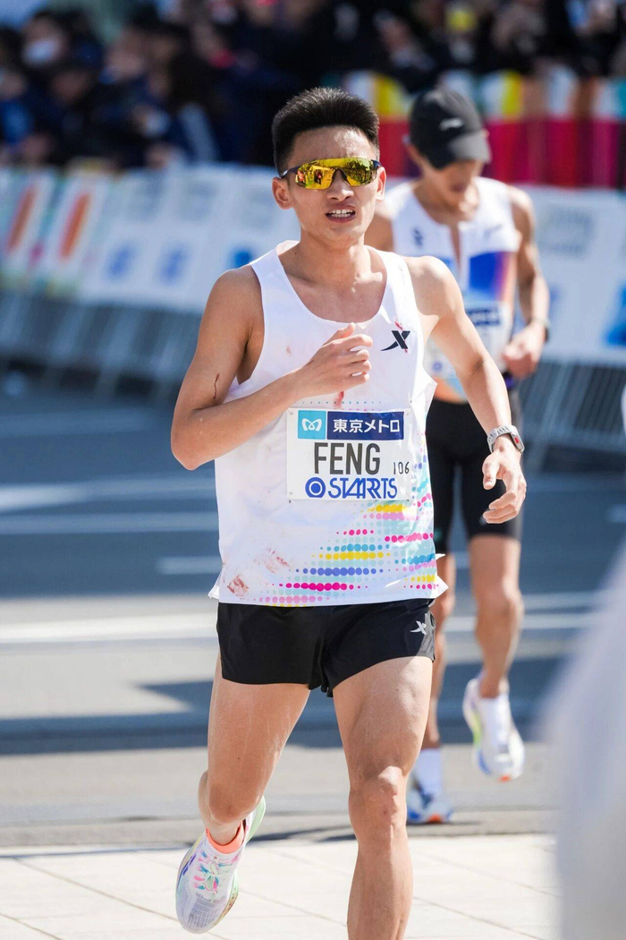 九游体育-3年4破，“205”已至，中国马拉松如何更进一步？|特步|丰配友|国家纪录|何杰|洛杉矶奥运会_新浪体育_新浪新闻