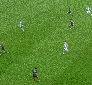 九游体育app-【欧联】B费双响 詹姆斯传射 拉什福德破门 曼联4-0