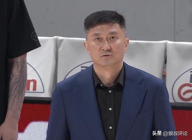 九游体育-广东新赛季总结：糟糕外援选择成最大败笔 杜锋连续两赛季倒在八强